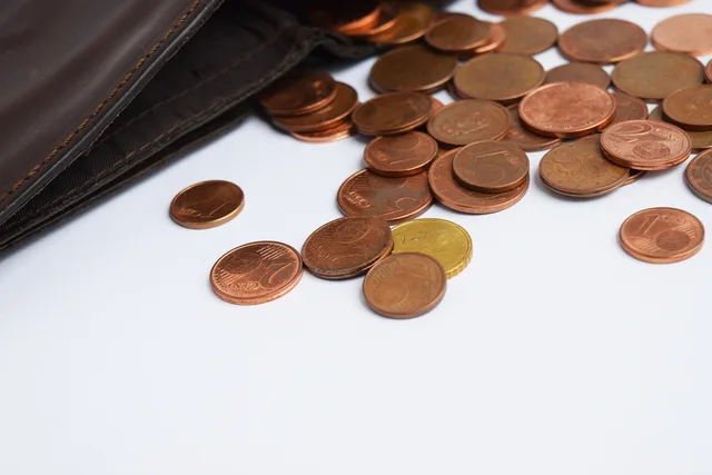 wallet, coins, euro, money, exchange, bank, cash, currency, payment, value, financial, sign, symbol, economy, pay, investment, credit, dollar, design, banking, finance, business, emty, accounting, account, invest, save, savings, debt, loan, income, salary, budget, tax, earnings, management, fund, profit, deposit, brown, poor, lower class. An account opening checklist built for real conditions