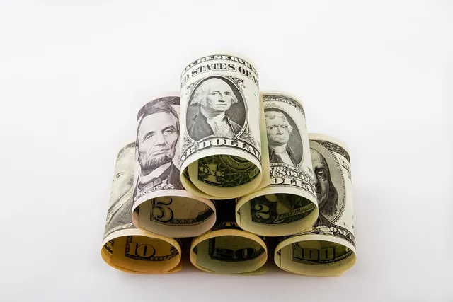 dollar, money, currency, trade, poverty, paper, bill, bank note, financial, cash, bank, the crisis, wealth, usa, finance, business, income, green, federal reserve system, money, trade, poverty, poverty, income, income, income, income, income. Realized yield on a business account: why average balance misleads