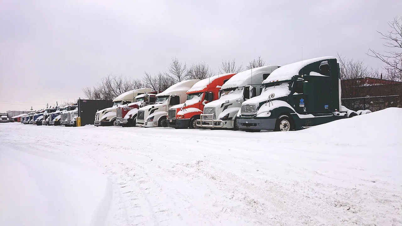 trucks in snow, snow truck, truck yard, winter, trucks, snow truck, snow truck, snow truck, snow truck, snow truck, truck yard, truck yard, truck yard, truck yard, truck yard. Seasonal cash flow business account: 3 structures